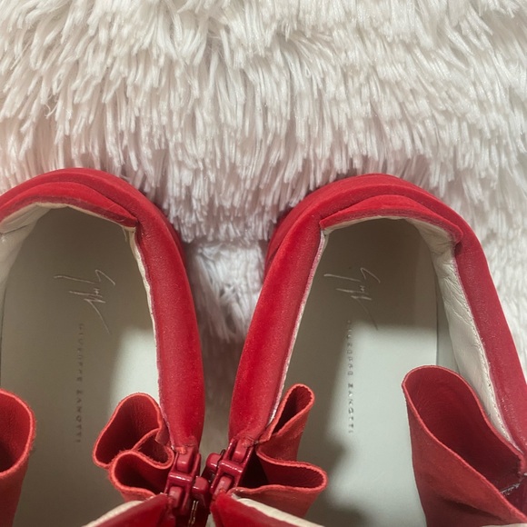 Giuseppe Zanotti Red Kriss Velvet Sneakers for men - Picture 10 of 16